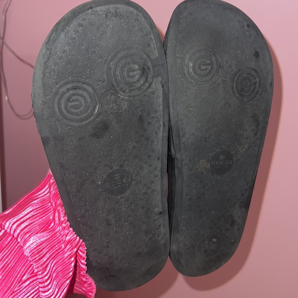 Black Gucci Slides With Box (Pre Owned) Size 7 - image 2